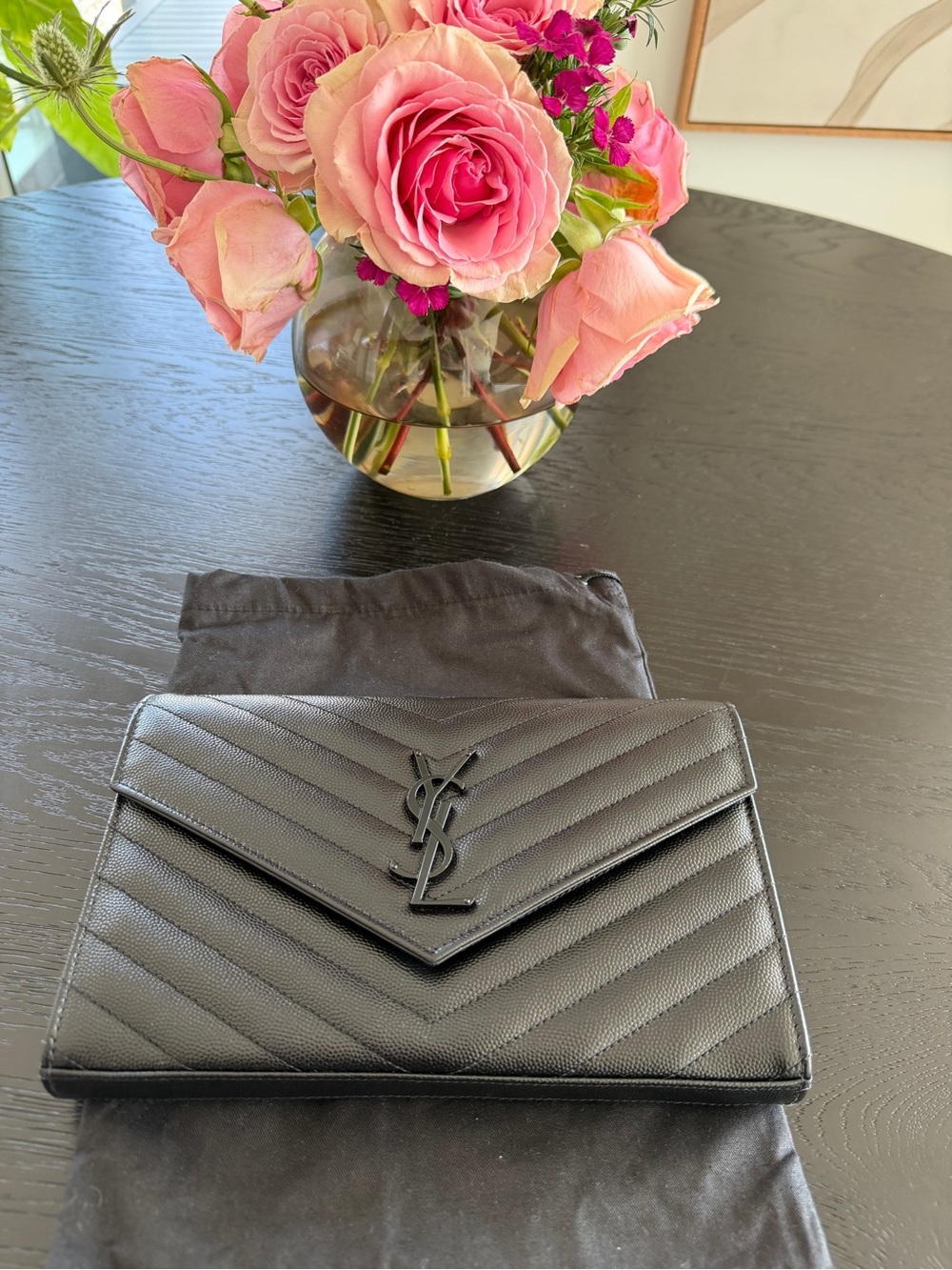 **LIKE NEW Saint Laurent Black Wallet-On-Chain